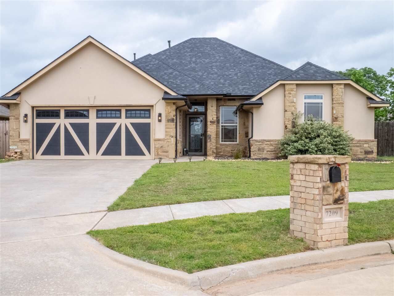 Property Photo:  7209 SW Stradford  OK 73505 