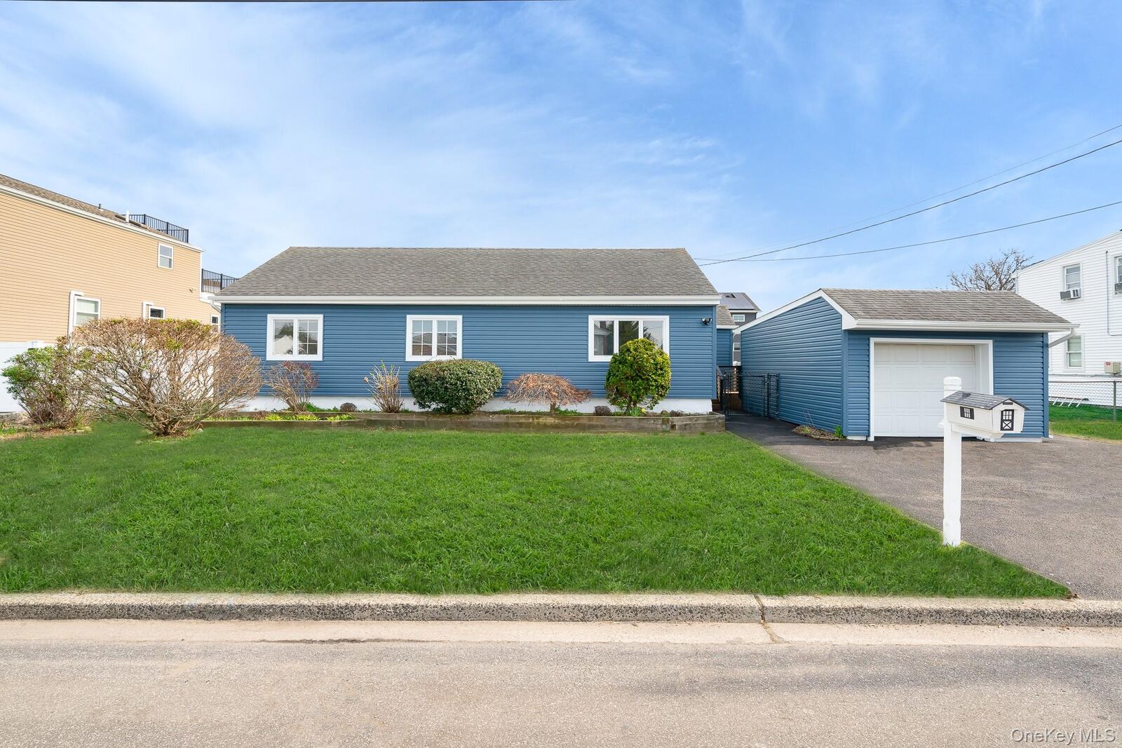 Property Photo: 33 E Seacrest Avenue NY 11757