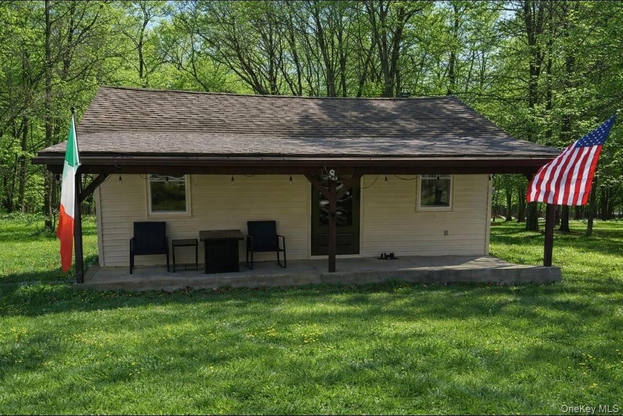 Property Photo:  302 Lake Road  NY 12577 
