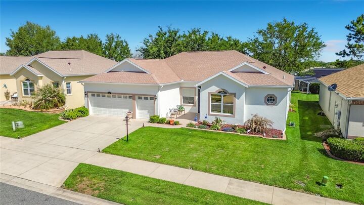 Property Photo:  3723 Mulberry Grove Loop  FL 34748 