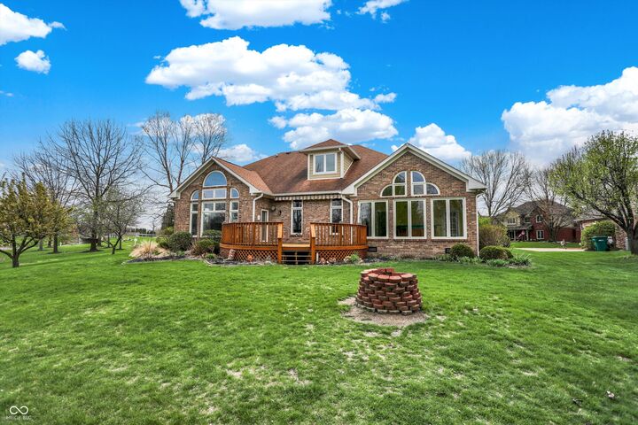 Property Photo: 100 Innisbrooke Trail IN 46142