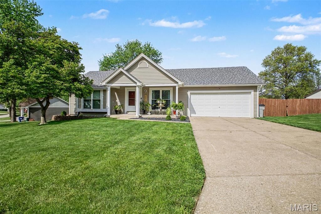 Property Photo:  4571 Clearbrook Drive  MO 63304 