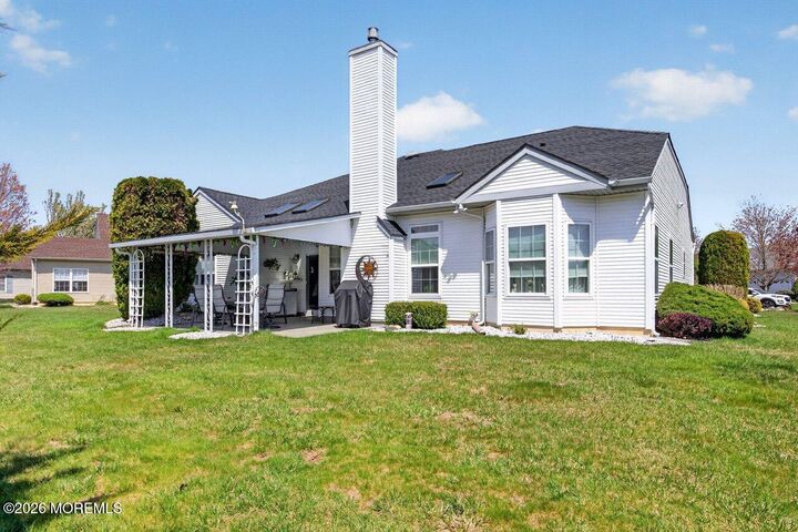 Property Photo:  11 Tuscana Court  NJ 08759 