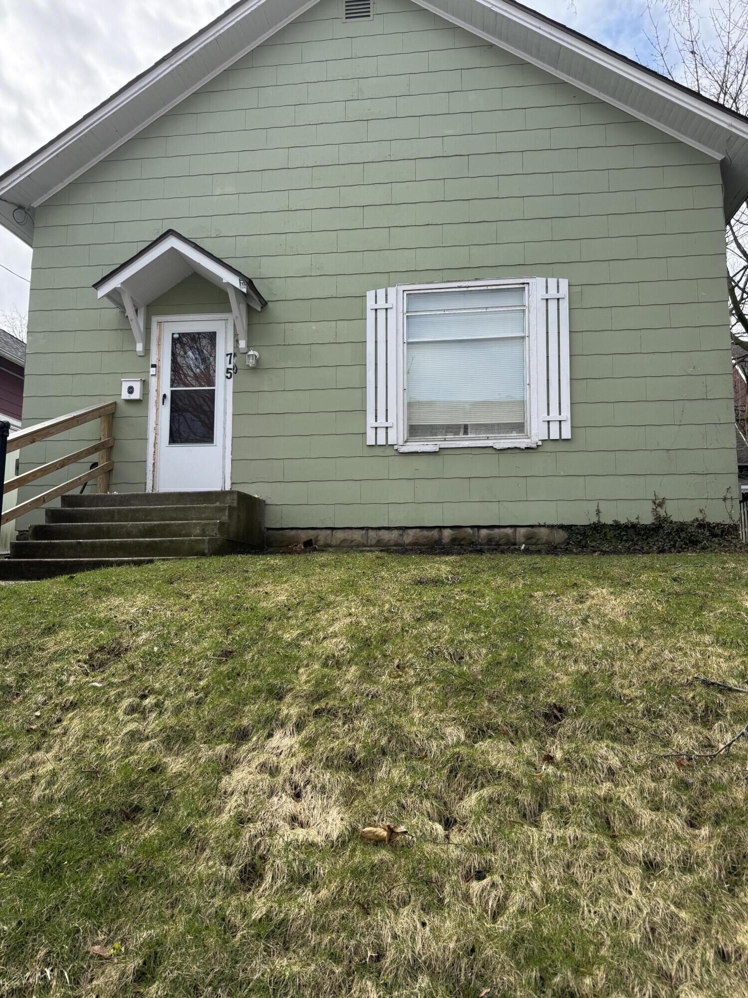 Property Photo:  75 Filer Street  MI 49660 