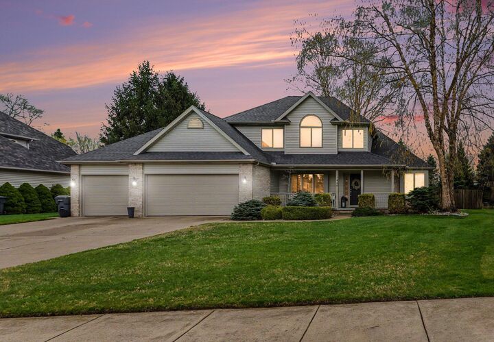 Property Photo:  1466 Old Farm Lane  MI 49085 