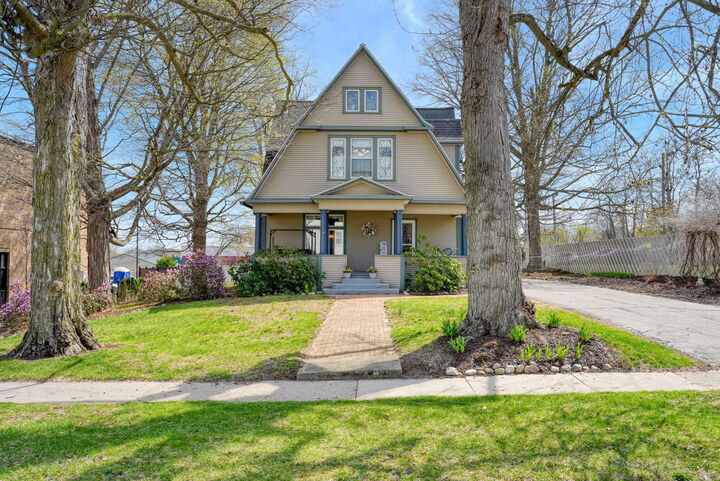 Property Photo:  113 Chicago Street  MI 49230 