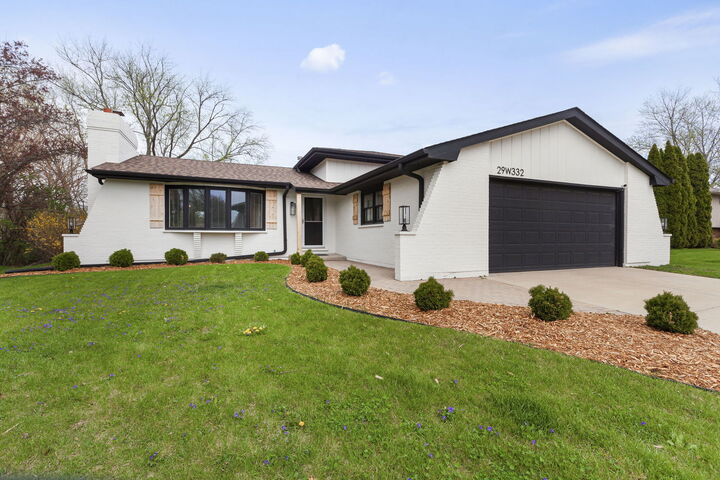 Property Photo:  29W332 Mark Drive  IL 60564 