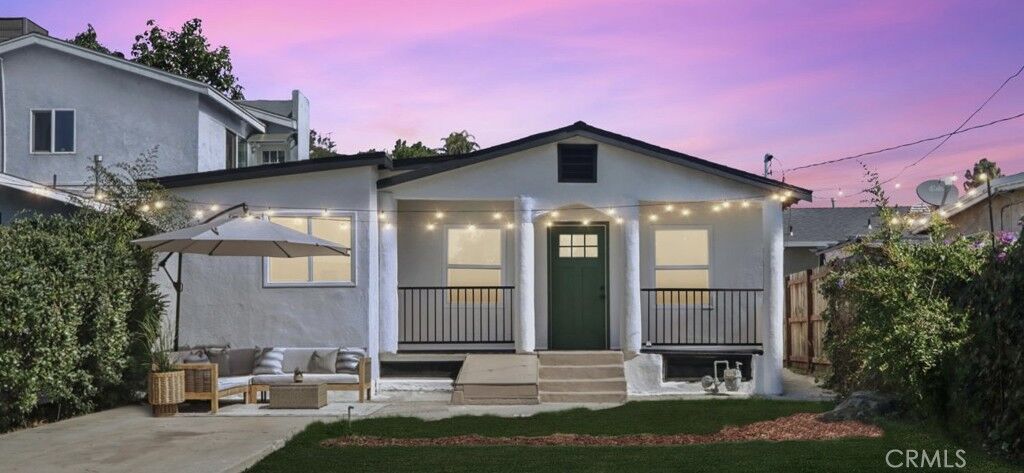 Property Photo:  3961 Rockwood  CA 90063 