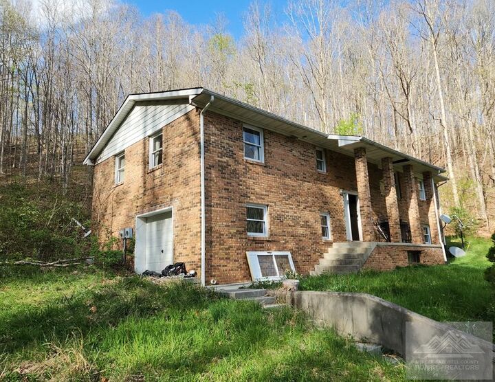 Property Photo:  194 Naples Ln.  WV 24701 