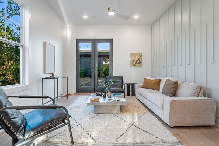 Property Photo:  202 Orlando Ave  TN 37209 