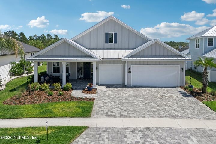 Property Photo:  221 Marquesa Circle  FL 32259 