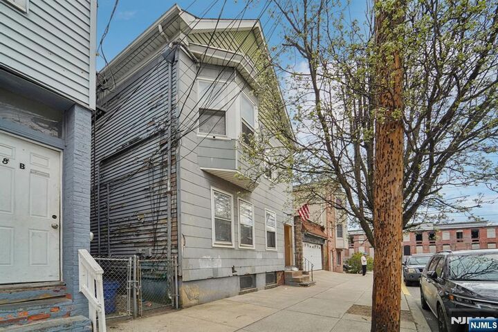 Property Photo:  6 4th Street  NJ 07055 