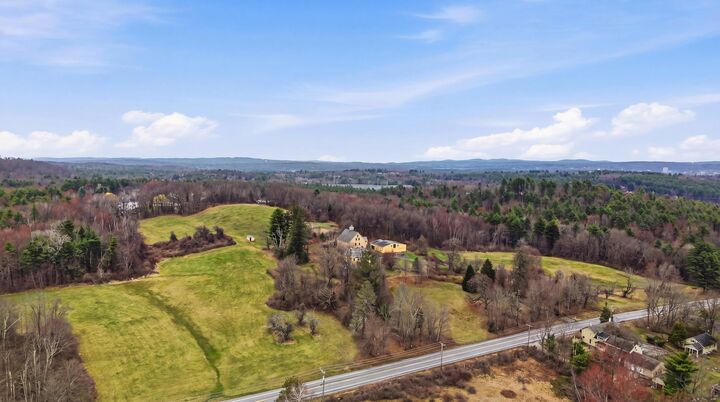 Property Photo:  117 New Boston Road  NH 03110 