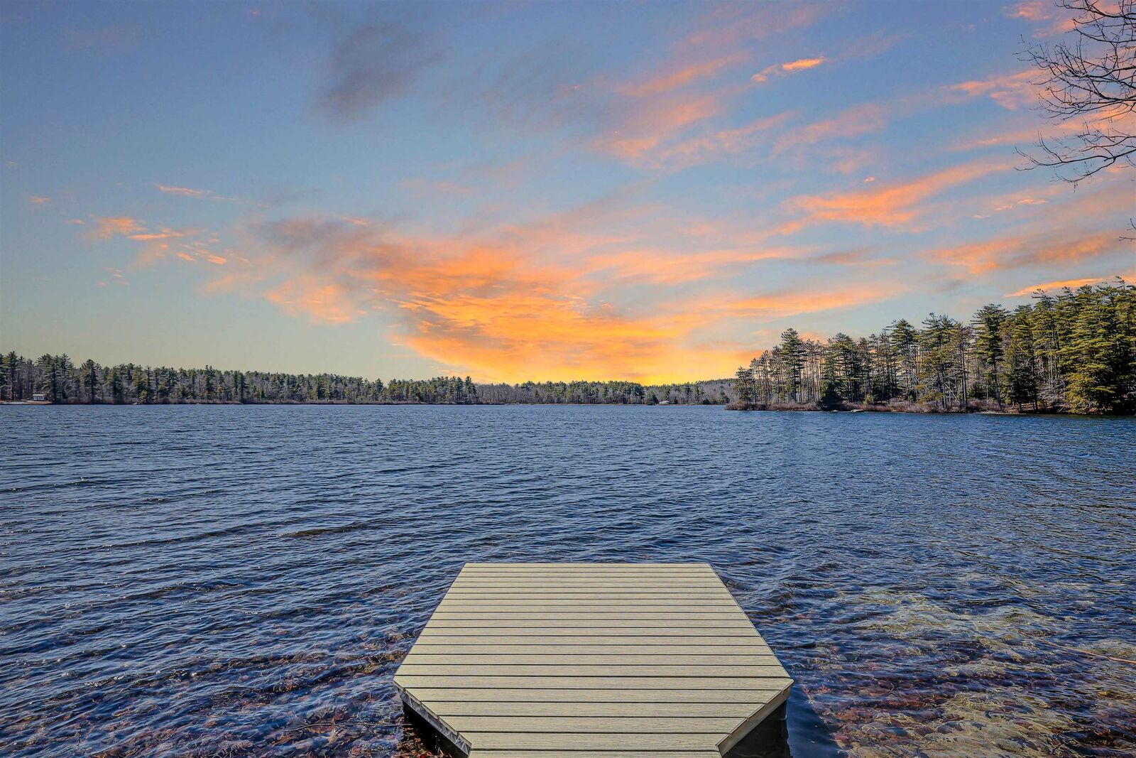 Property Photo:  5 Maggie Lane  NH 03855 