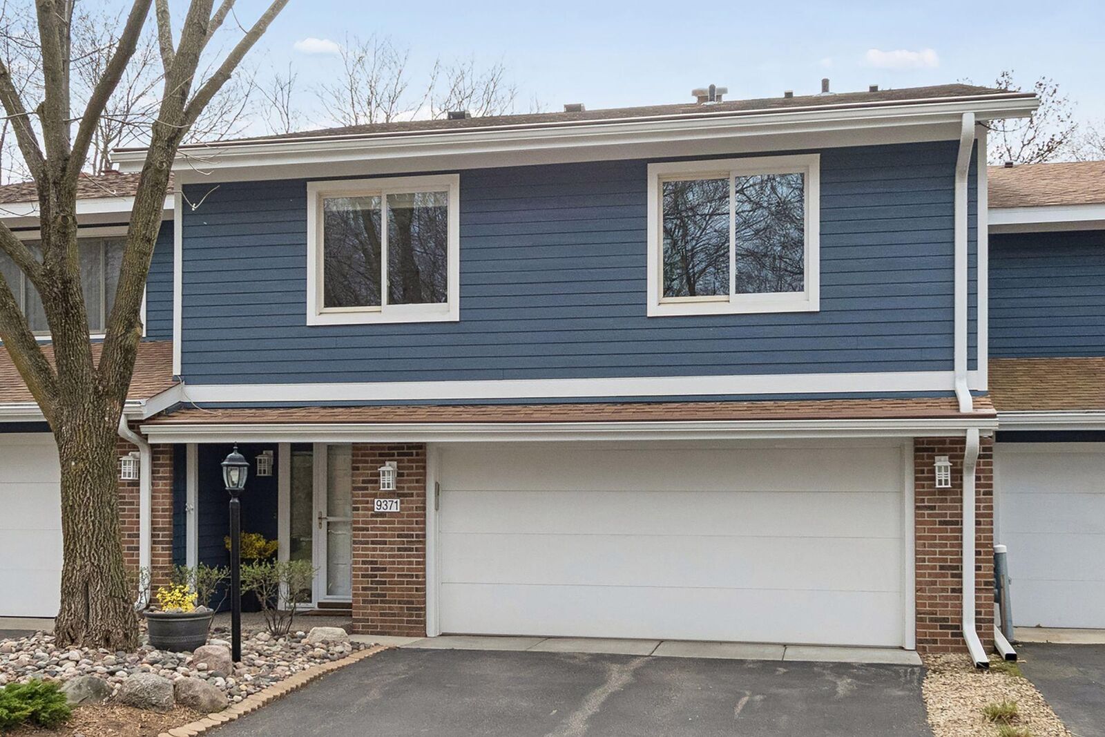 Property Photo: 9371 Nesbitt Road MN 55437