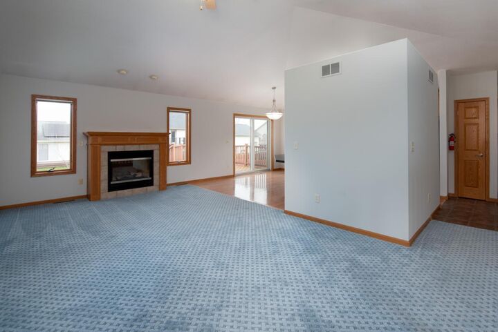 Property Photo:  104 Cole Court  MN 56001 