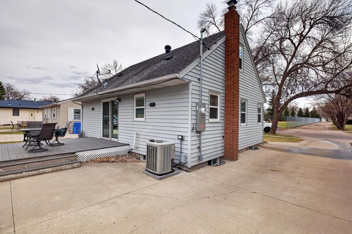 Property Photo: 1633 10th Avenue S ND 58103