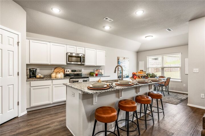 Property Photo: 529 Ashwood Street AR 72745