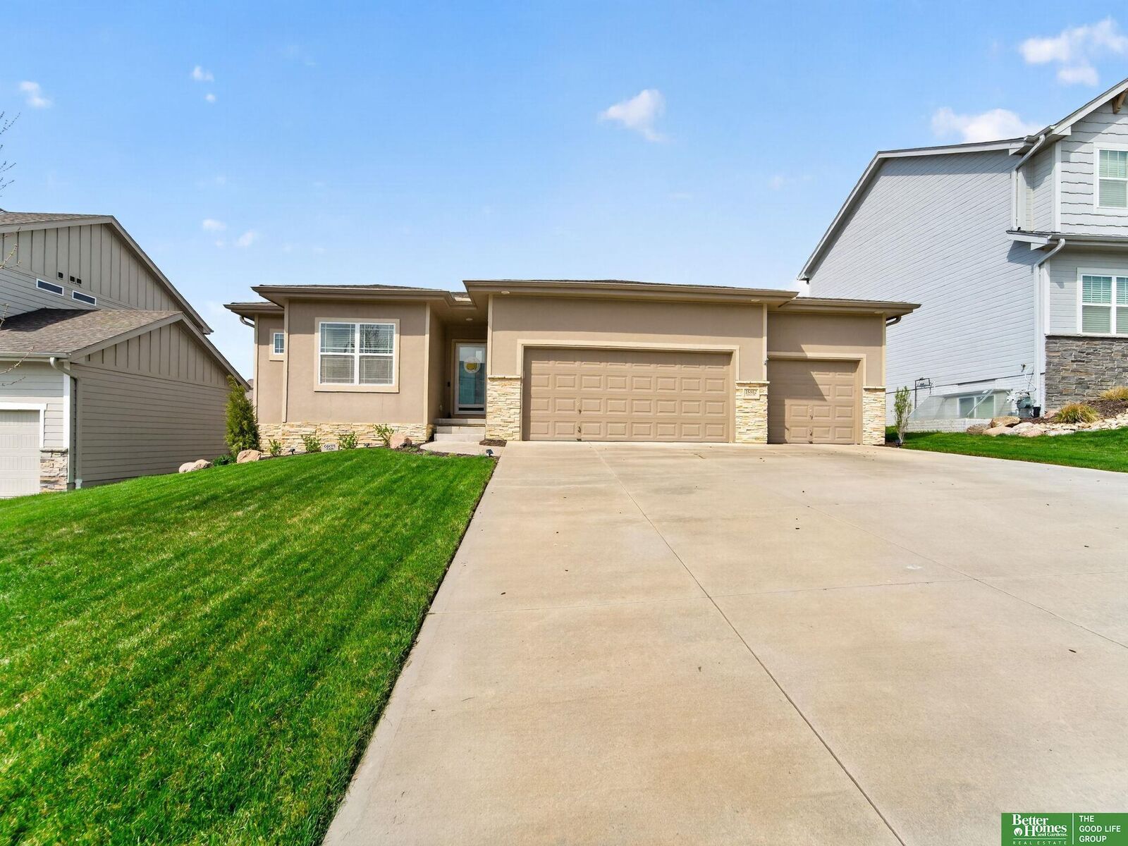 Property Photo:  16862 Cary Street  NE 68136 