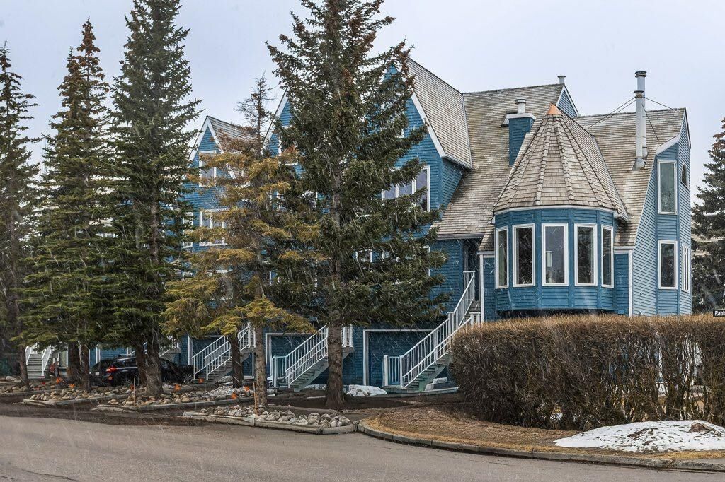Property Photo: 420 Squirrel Street 9 AB T1L 1G5