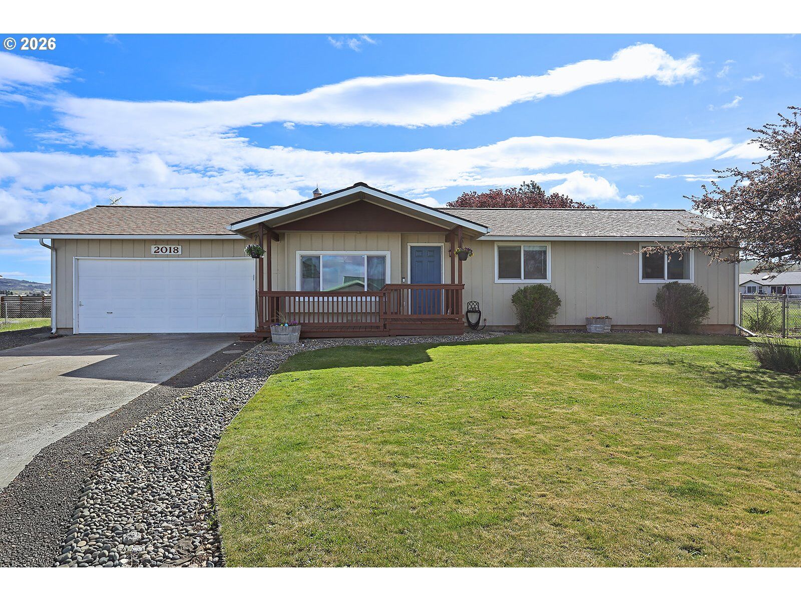 Property Photo: 2018 Chatfield Pl WA 98620