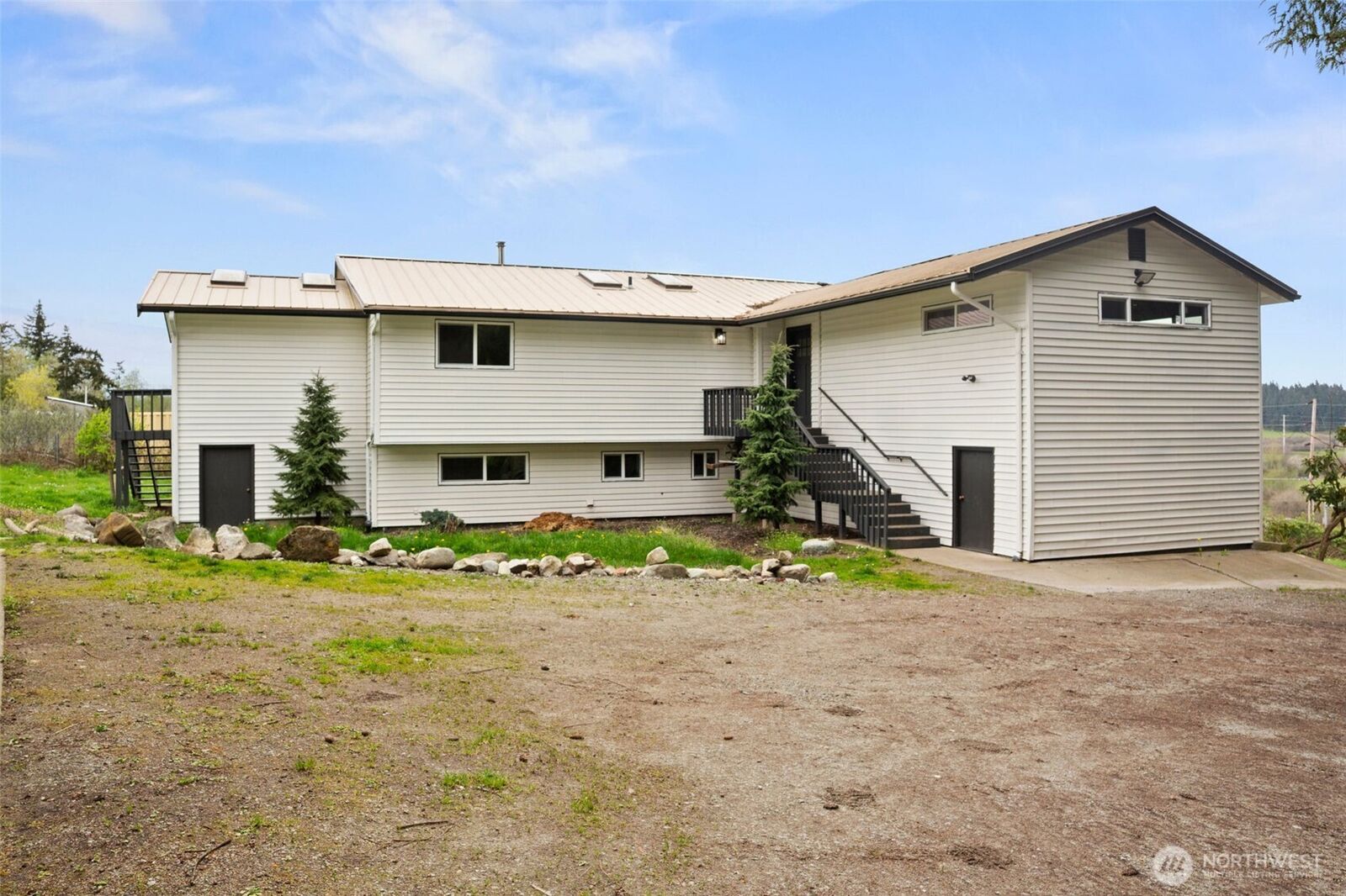 Property Photo:  777 NE Camano Drive  WA 98282 