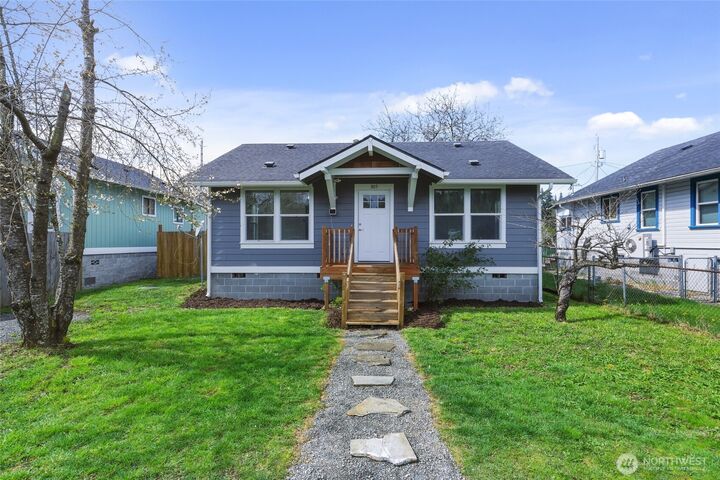 Property Photo:  305  Market Street N  WA 98530 