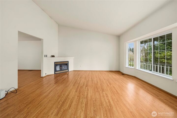 Property Photo:  11102  80th Avenue E  WA 98373 