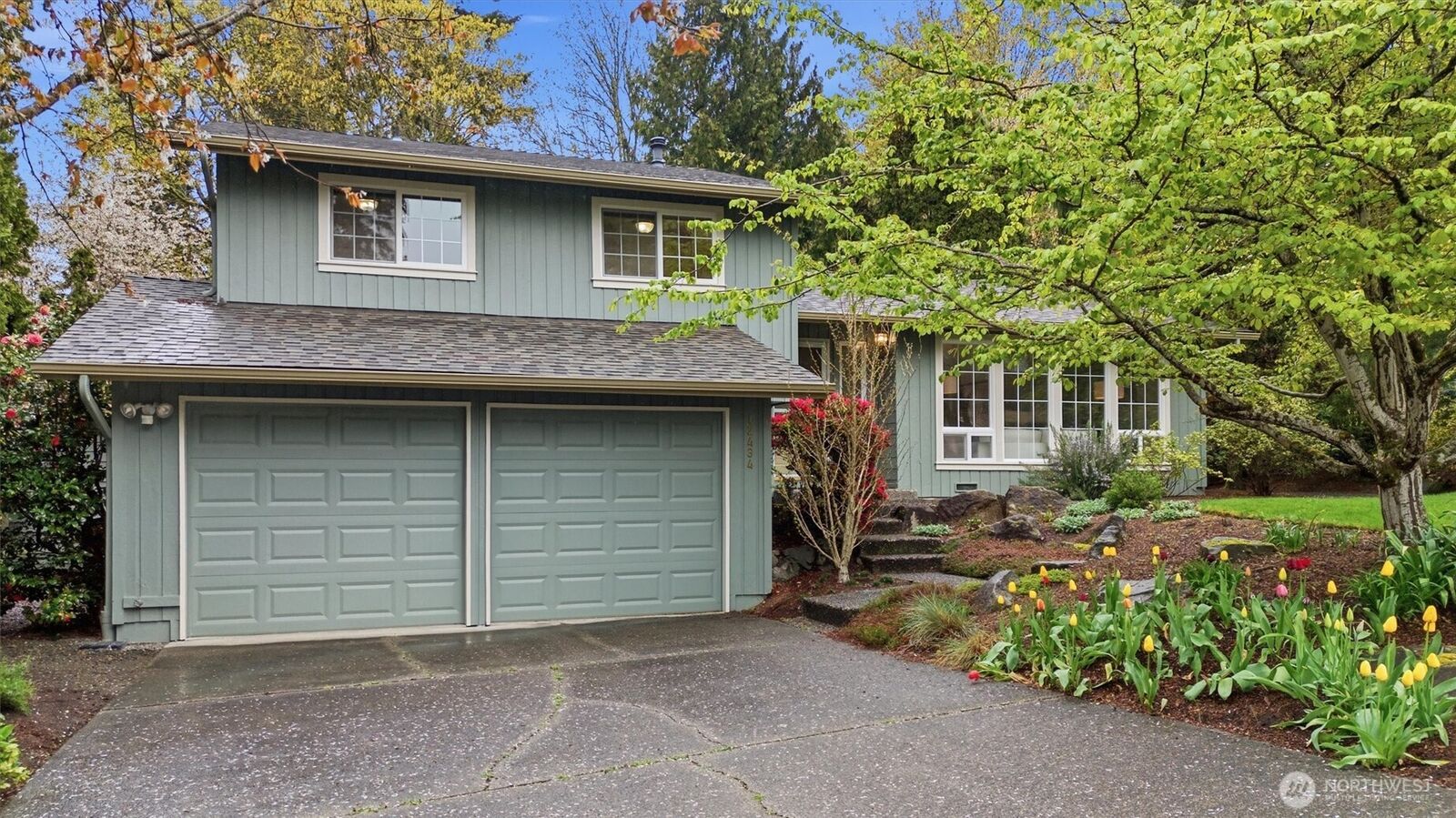 Property Photo: 12434 NE 134th Place WA 98034