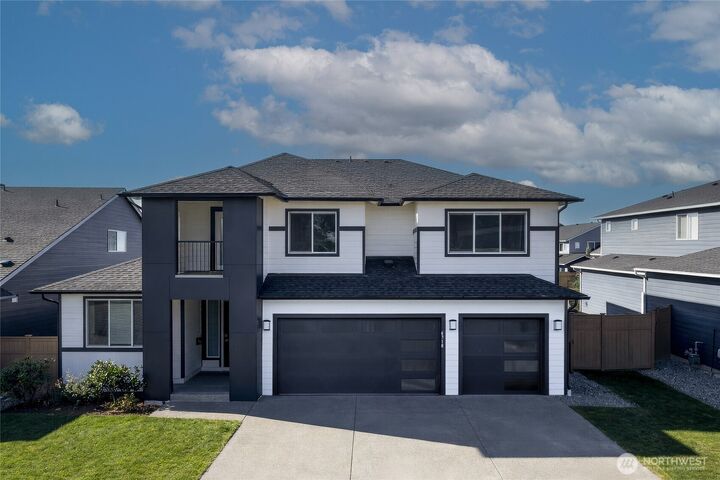 Property Photo:  6318  230th Avenue Ct E  WA 98321 