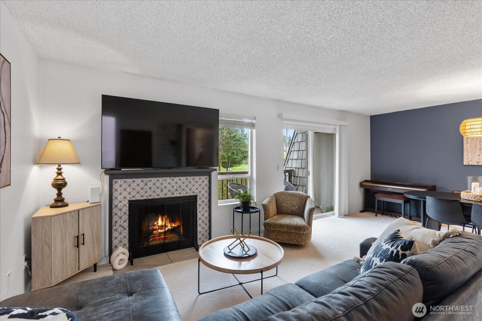 Property Photo: 21615 80th Avenue W 215 WA 98026