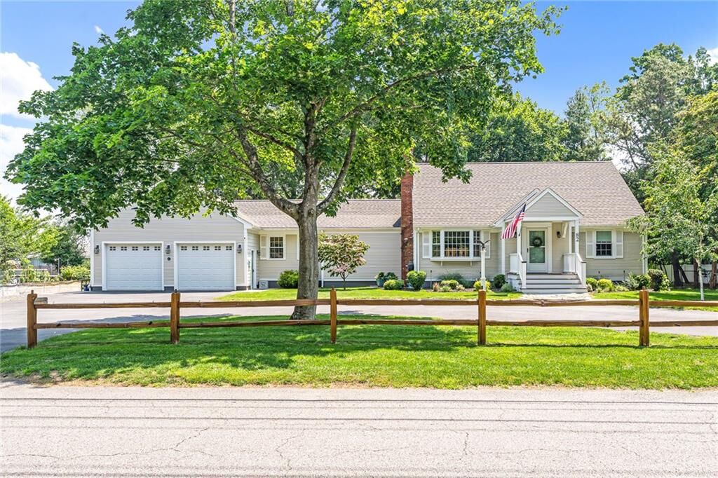 Property Photo:  82 Princes Hill Avenue  RI 02806 