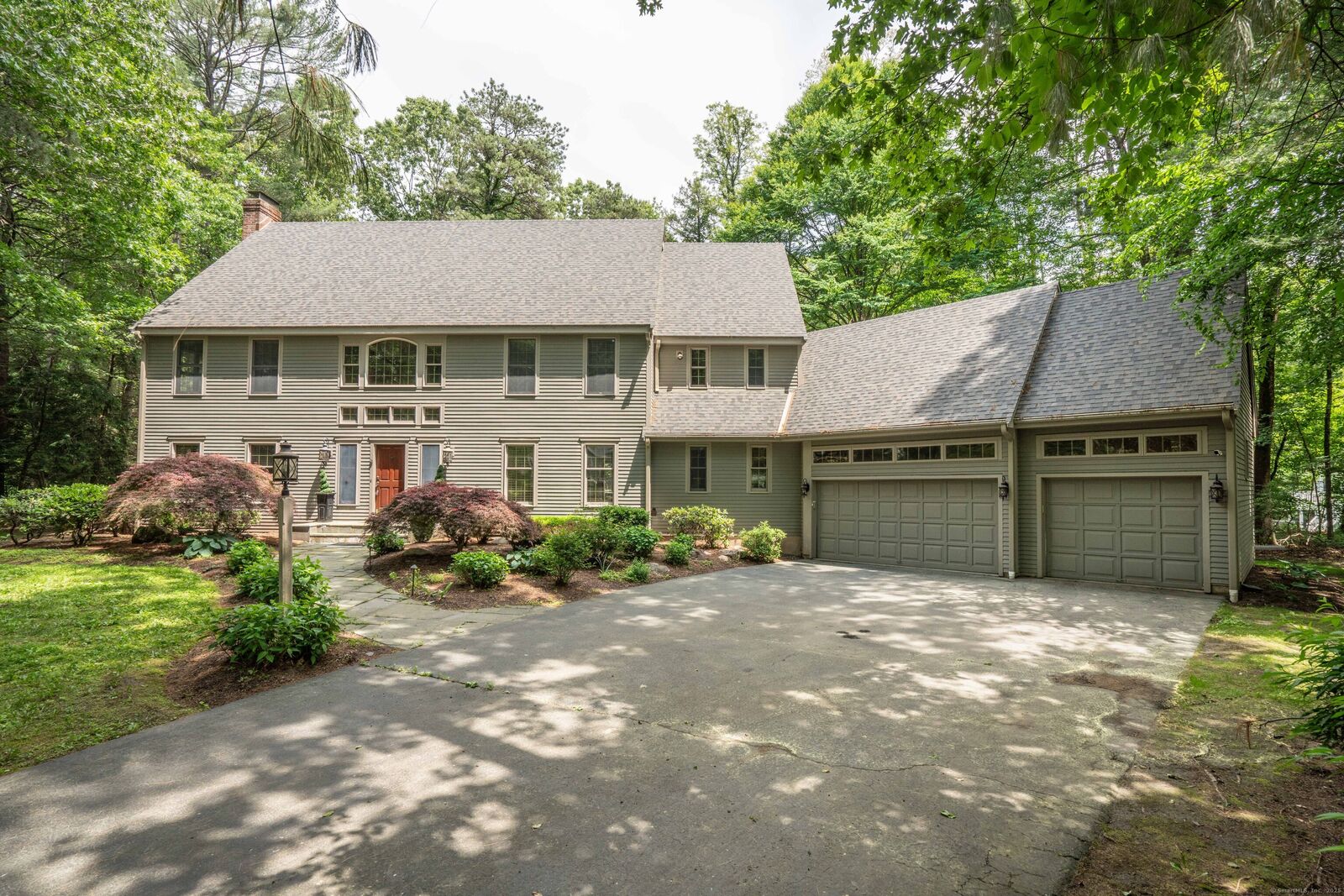 Property Photo: 3 Eton Place CT 06032