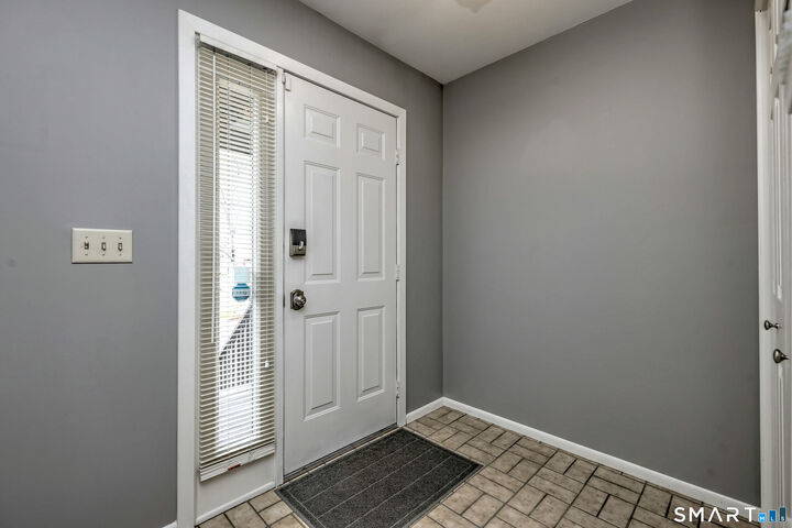 Property Photo: 14 Deepwood Circle 14 CT 06468