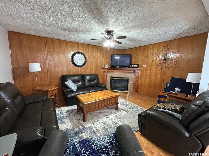 Photo de la propriété:  136 6th Street  SK S0K 2A0 