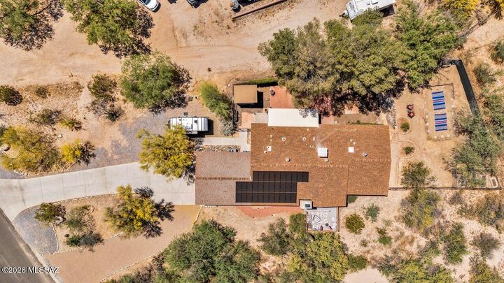Property Photo:  10421 Cll Del Este  AZ 85748 