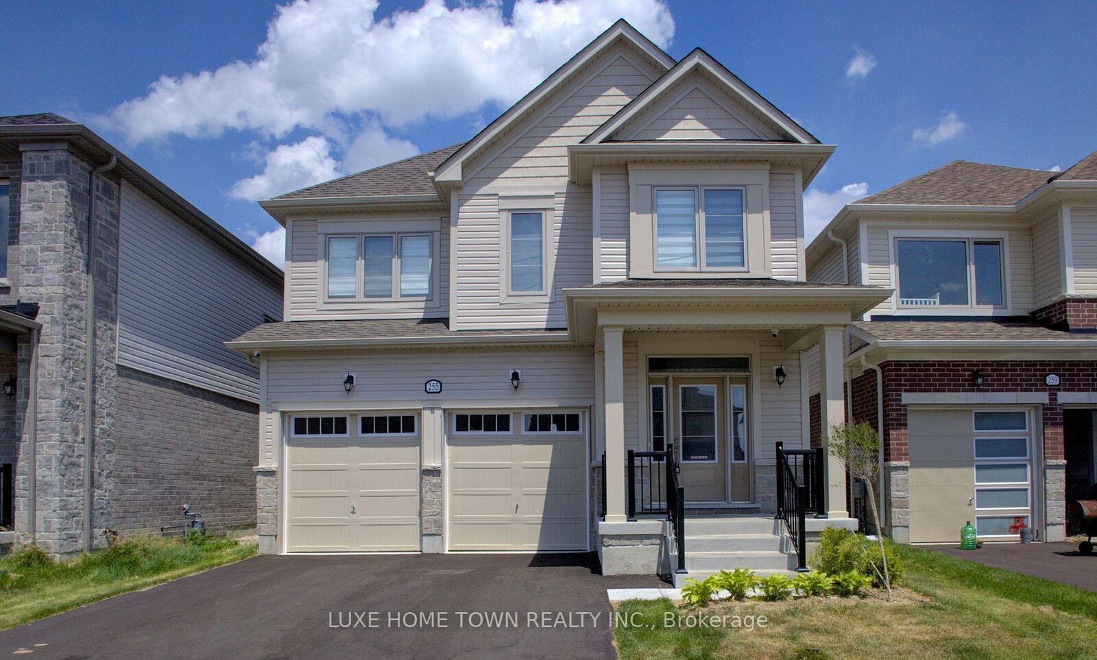 Property Photo: 255 Rea Drive ON N1M 0K1