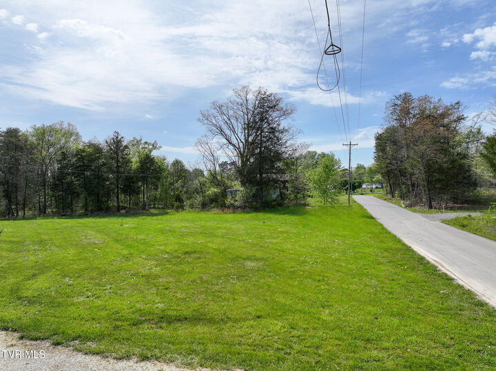 Property Photo:  815 Flatwoods Road  TN 37818 