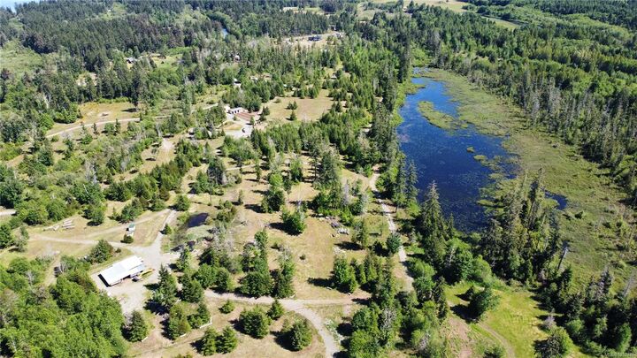 Property Photo:  4275 Island Hwy S #Sl 5  BC V9H 1B7 