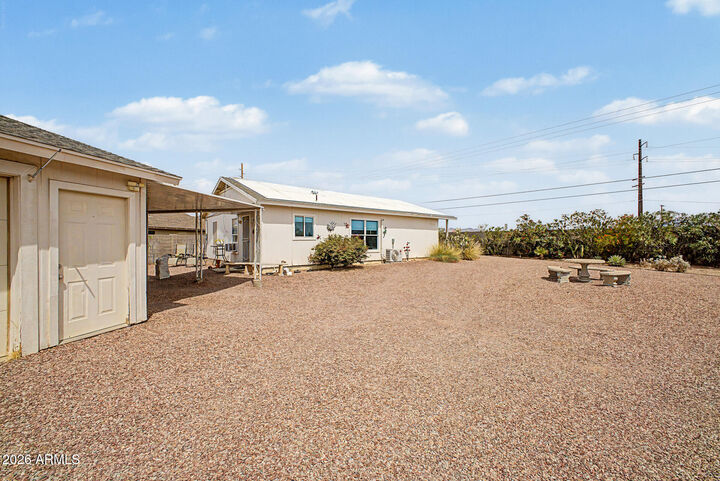 Property Photo: 836 S Royal Palm Road AZ 85119