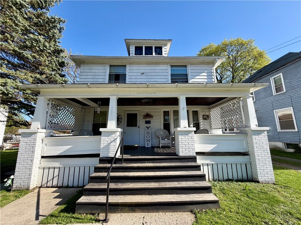 Property Photo:  722 E Washington Avenue  NY 14901 