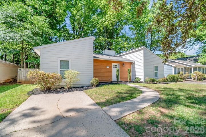 Property Photo:  5812 Rock Hollow Drive  NC 28212 