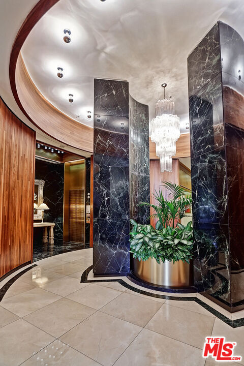 Property Photo:  10790 Wilshire Blvd  CA 90024 