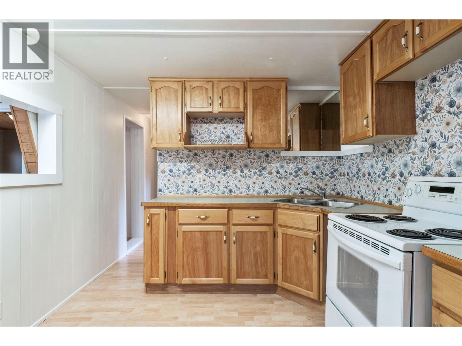 Property Photo: 6670 Trans Canada Highway Northeast 10 BC V0E 1K0