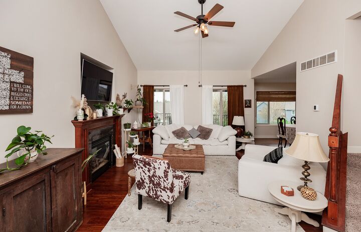 Property Photo:  4308 NE Michael Court  IA 50021 