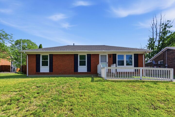 Property Photo:  619 Warrington Drive  KY 40505 