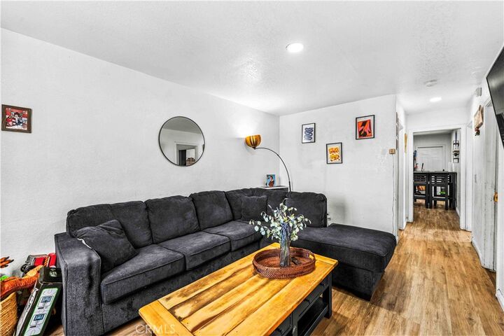 Property Photo:  1689 E 109th St  CA 90059 