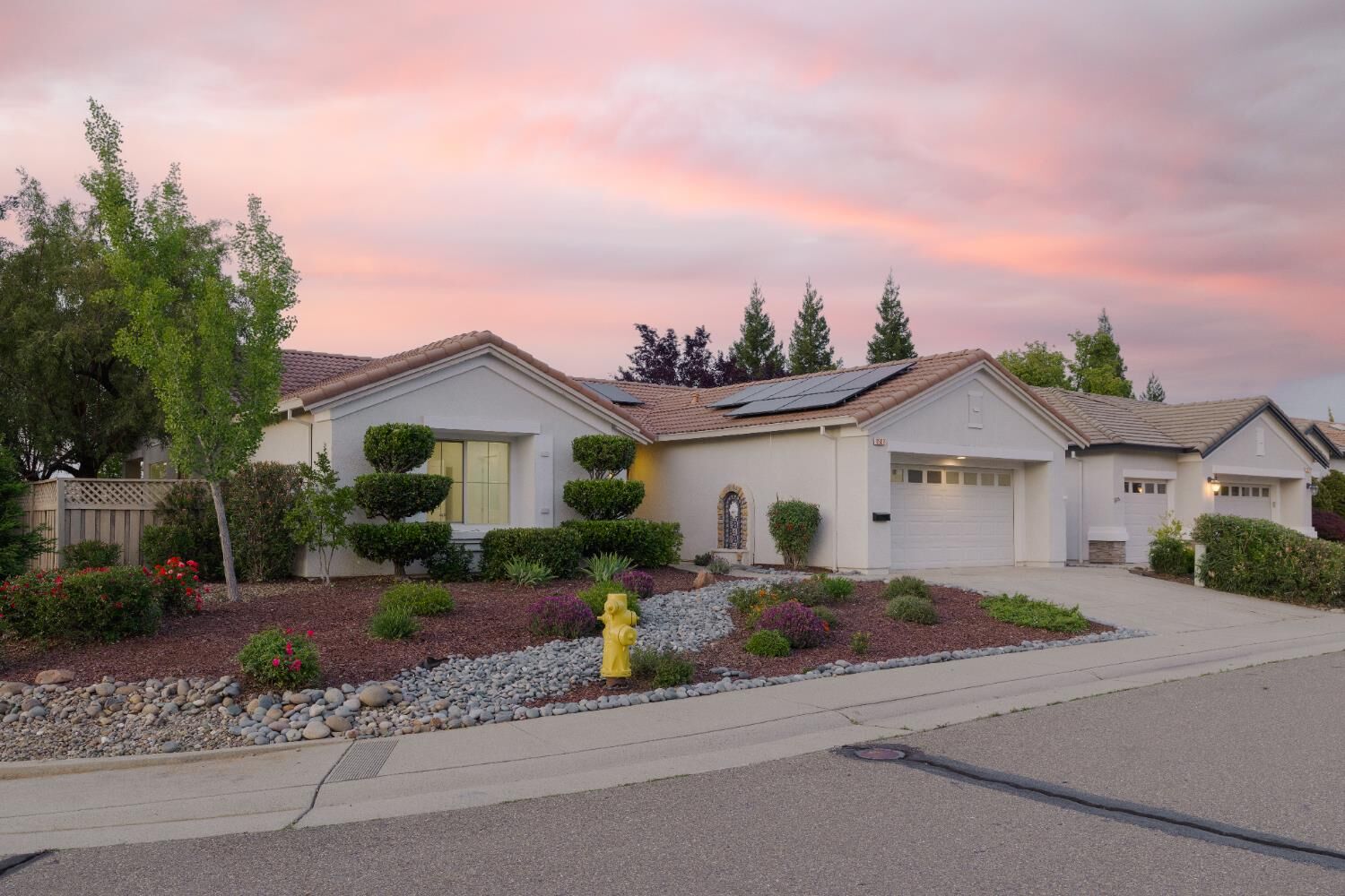 Property Photo:  1802 Winding Way  CA 95648 