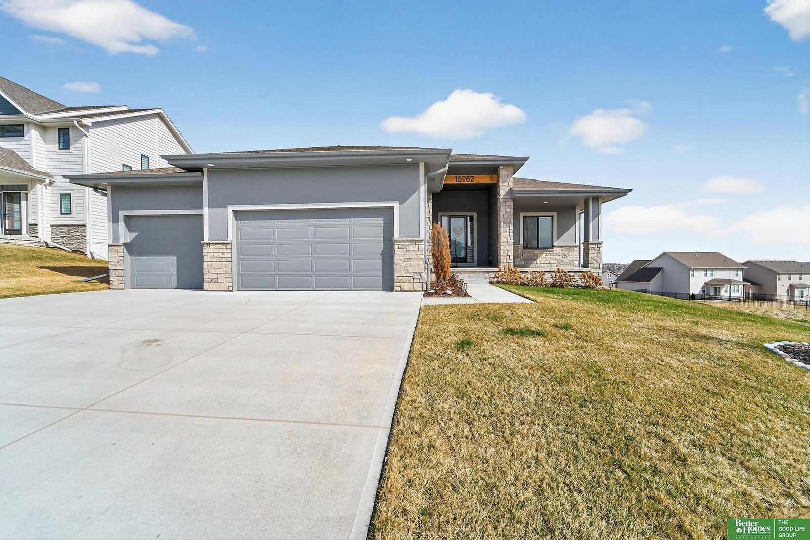 Property Photo: 16962 Cora Street NE 68007