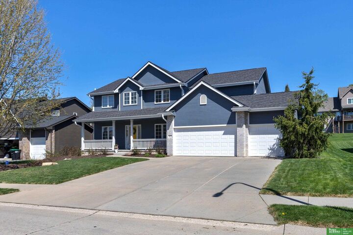 Property Photo:  6417 N 158 Street  NE 68116 